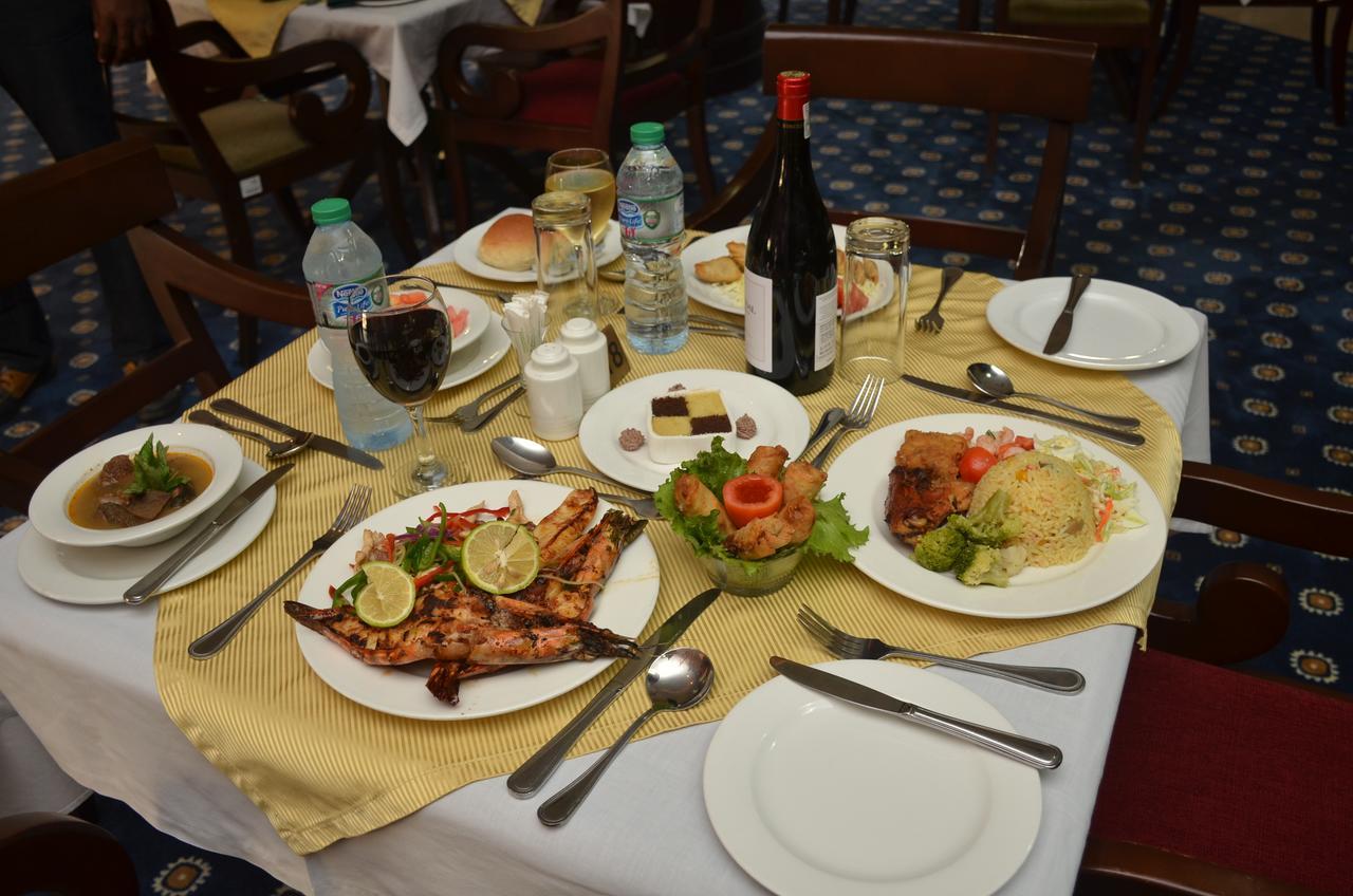 Oakwood Park Hotel Lekki Exterior foto